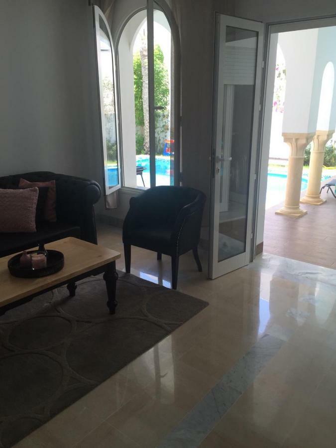 Villa Avec Piscine Triffa Bagian luar foto